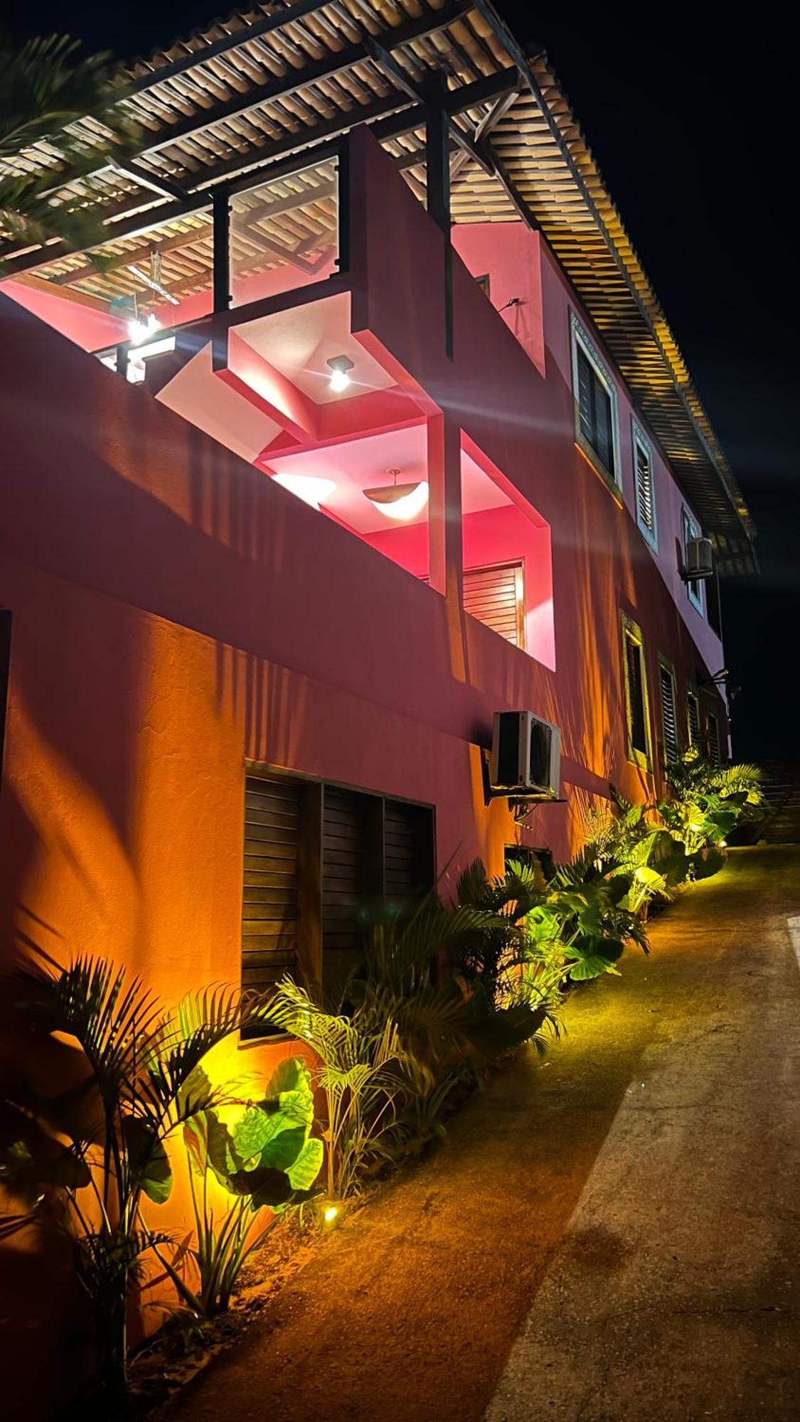 Castelo Pink Boutique Hotel Uruau Exterior photo